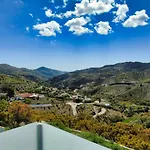 Esperanza - *